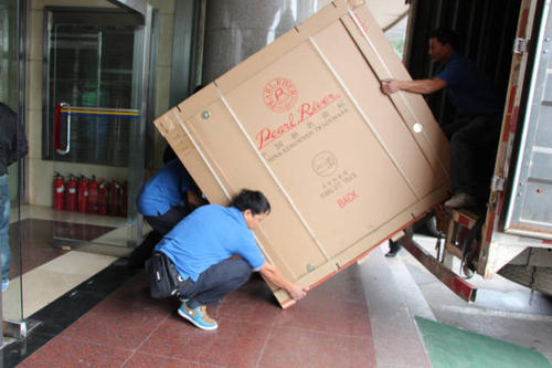 红桥钢琴贵重工艺品无忧运
